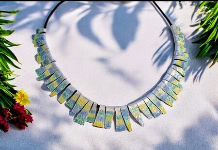 Reversible necklace mid 20th century style