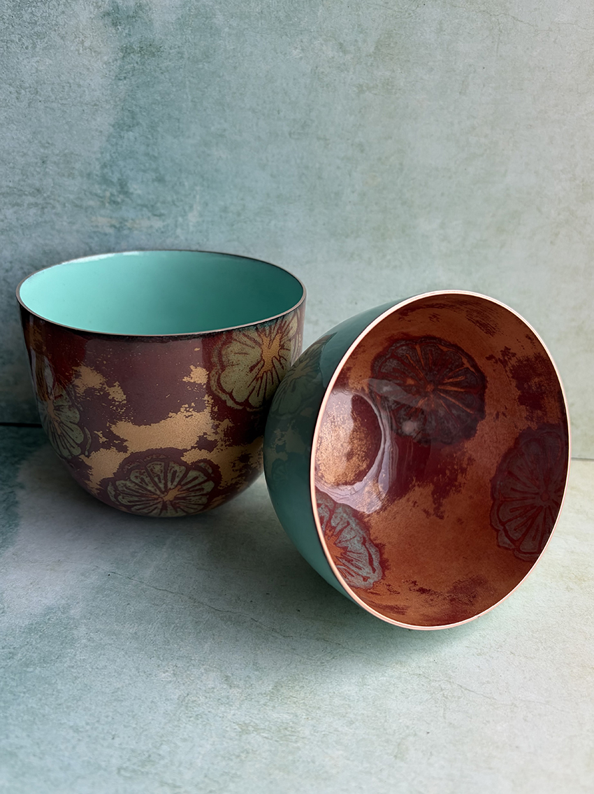 Two Hinageshi Bowls